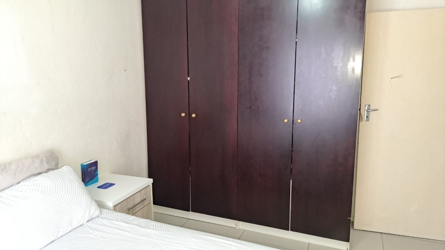 2 Bedroom Property for Sale in New Woodlands Western Cape